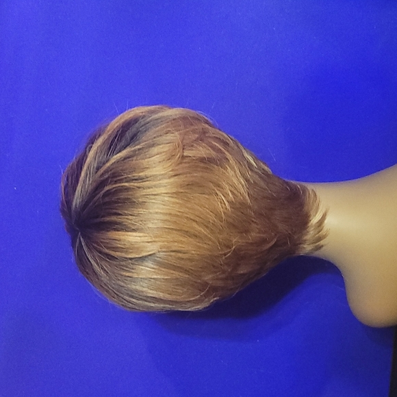 Cute synthetic bob copper with dark roots & bangs - Picture 3 of 6